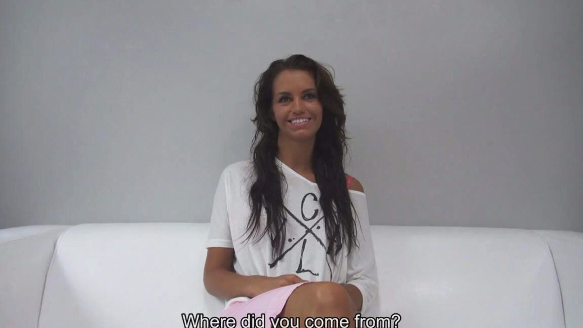 Unfaithful Veronika Makes Huge Mistake in her Life